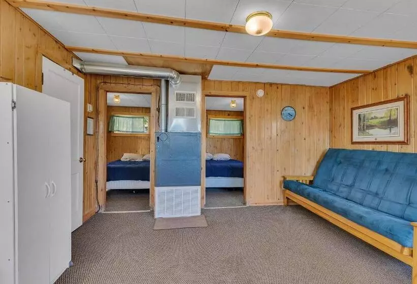 Blue Moon Resort & Motel