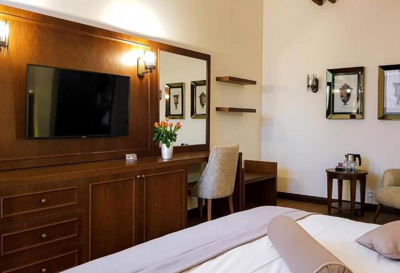 Hotel Michael S Palace