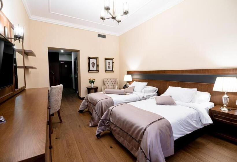 Hotel Michael S Palace