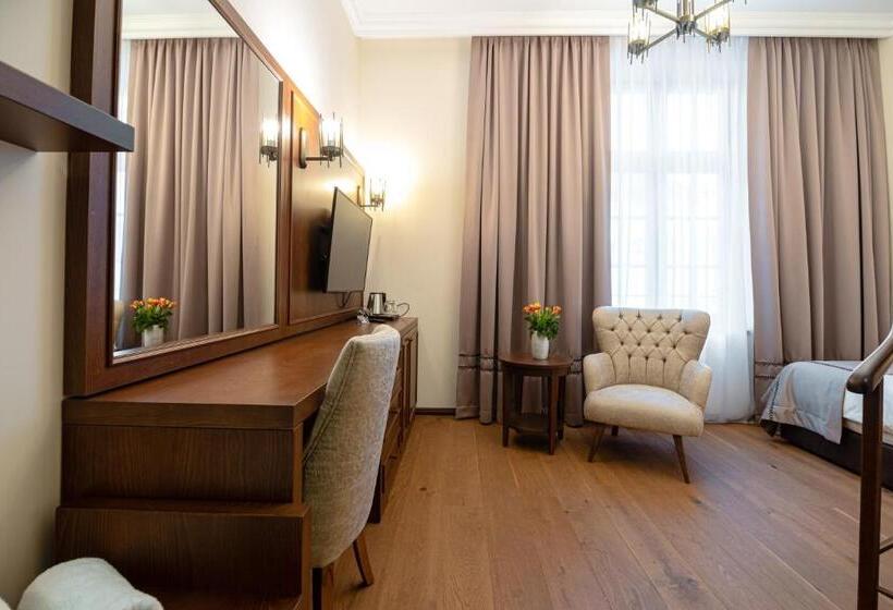 Hotel Michael S Palace