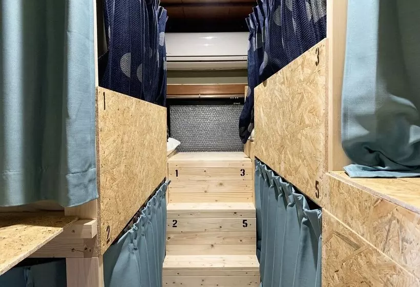 Enoshima Living  Hostel