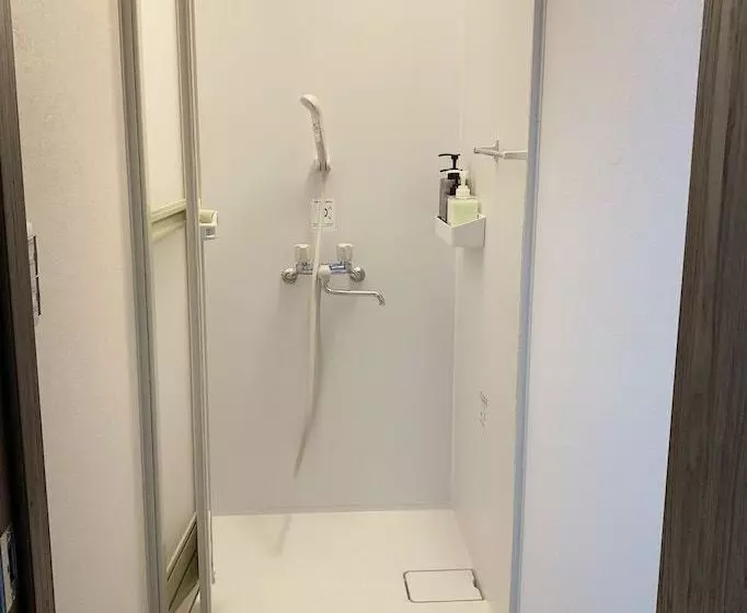 Enoshima Living  Hostel