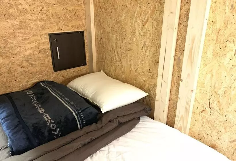 Enoshima Living  Hostel