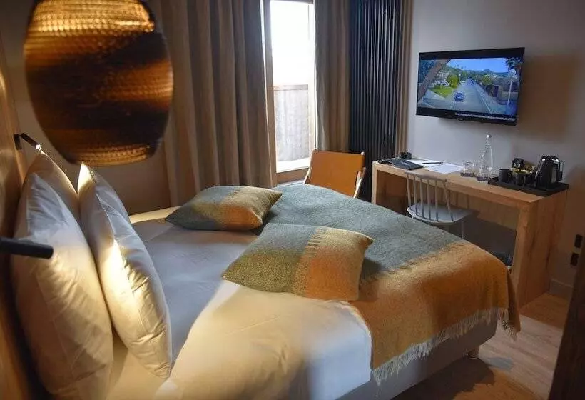 هتل Mont Blanc Val D Isere