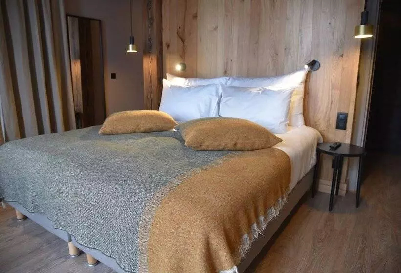 هتل Mont Blanc Val D Isere