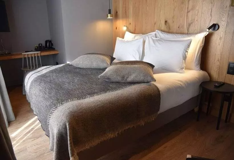 هتل Mont Blanc Val D Isere