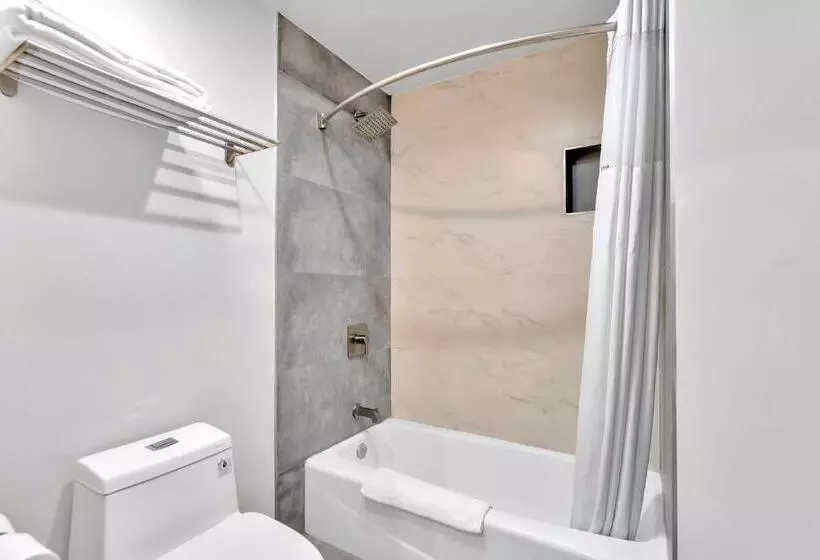 Motelli Exclusivo Inn And Suites