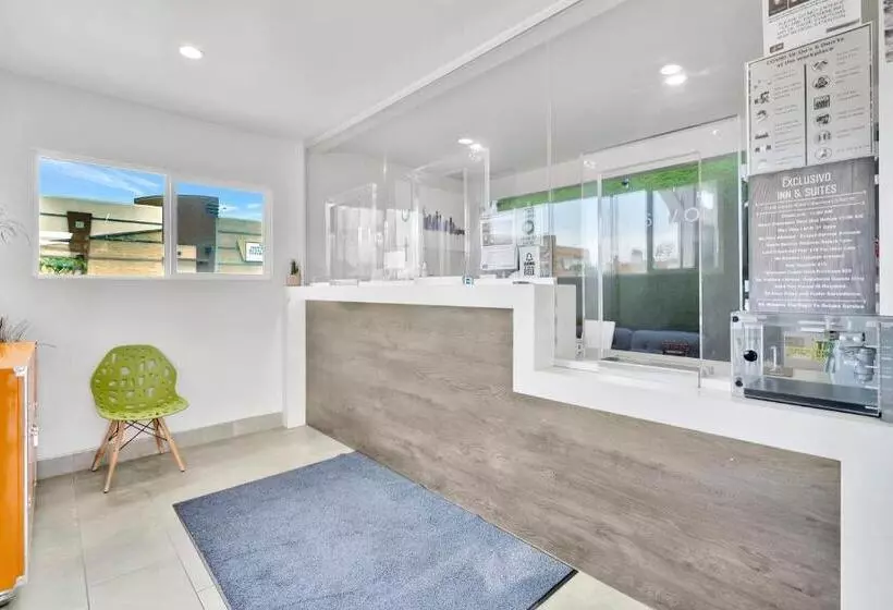 Motelli Exclusivo Inn And Suites