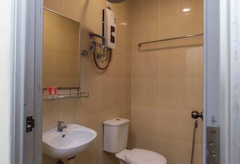 Bluewater Hotel 2 By Oyo Rooms