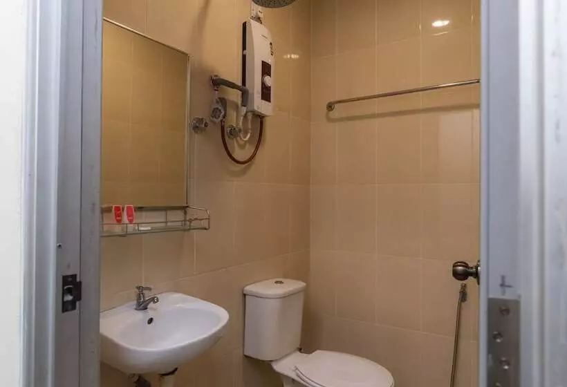 Bluewater Hotel 2 By Oyo Rooms