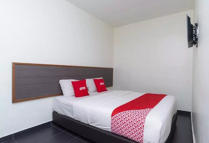 Bluewater Hotel 2 By Oyo Rooms