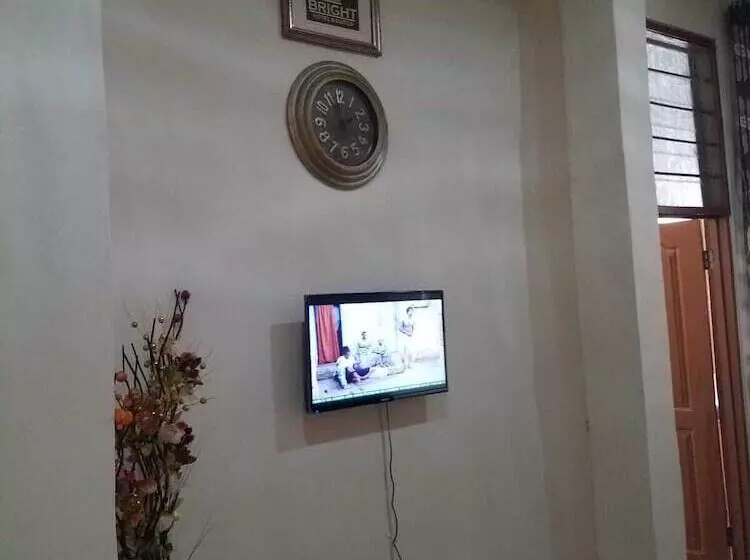 Bright Hotel & Suites