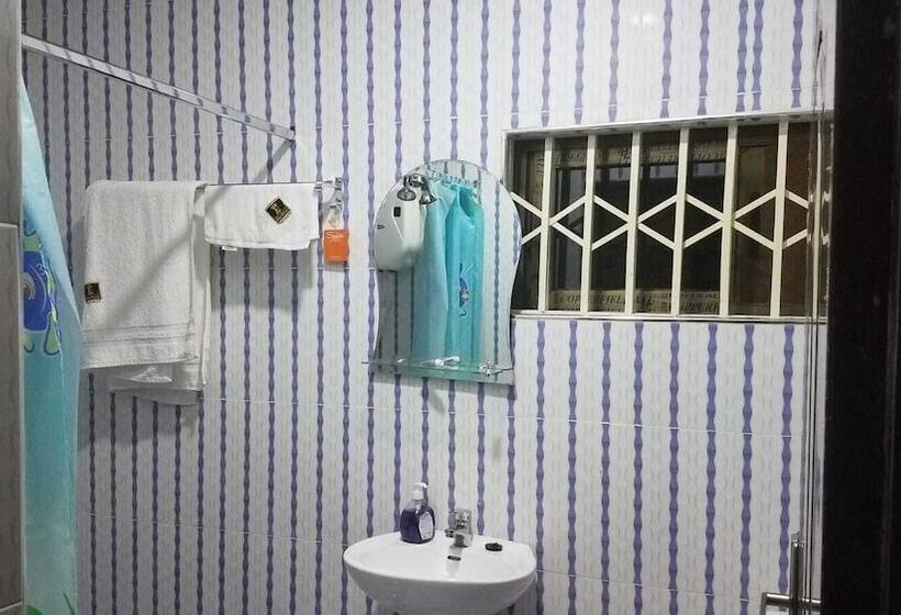 Bright Hotel & Suites