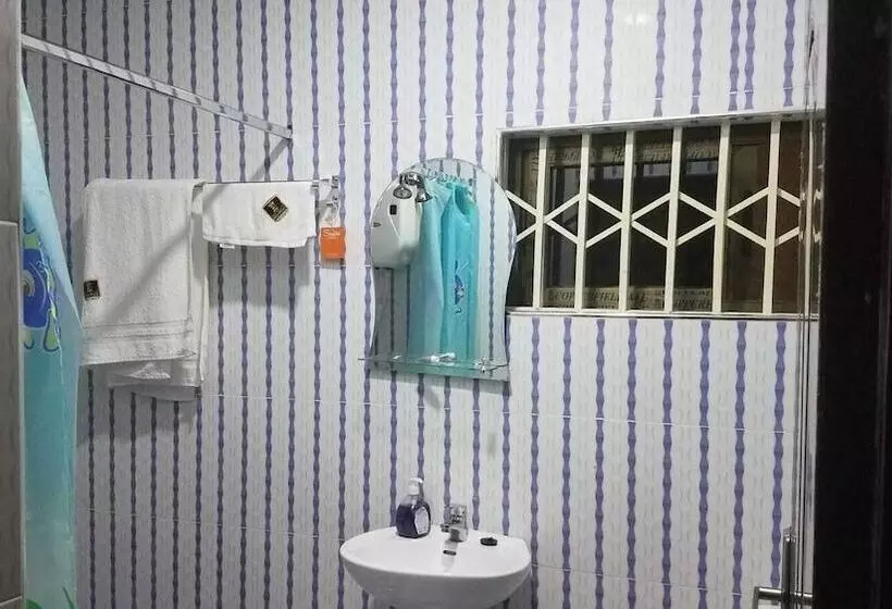 Bright Hotel & Suites