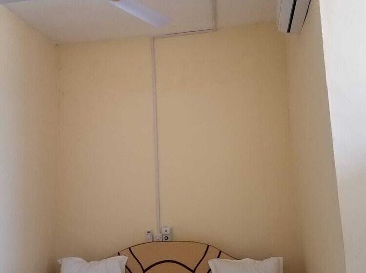 Bright Hotel & Suites