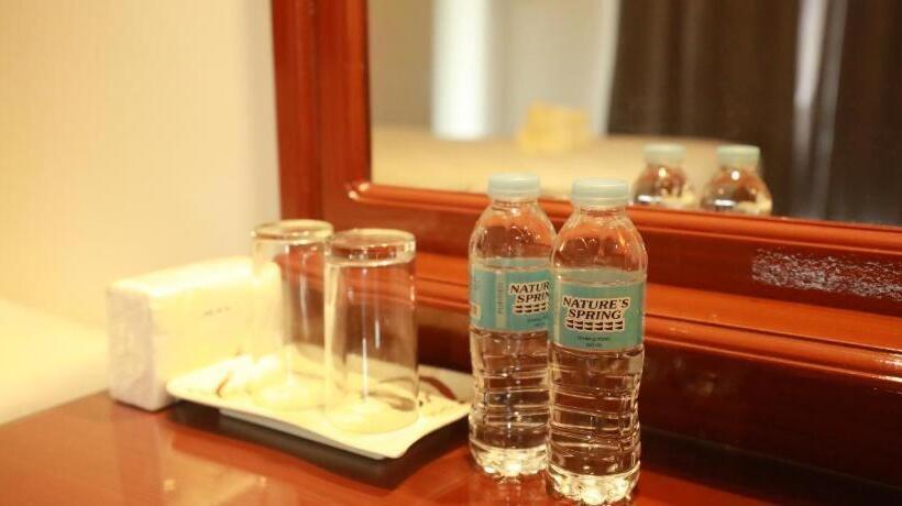 Hotell Bohol Plaza Mountain Resort And Restaurant