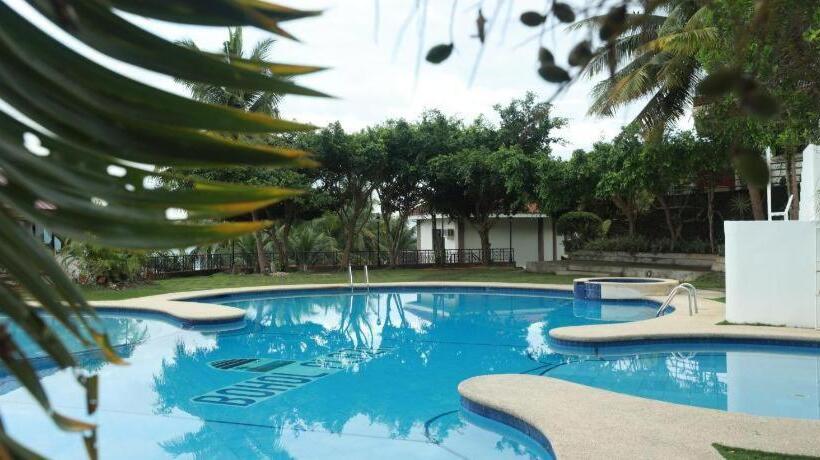 Hotell Bohol Plaza Mountain Resort And Restaurant