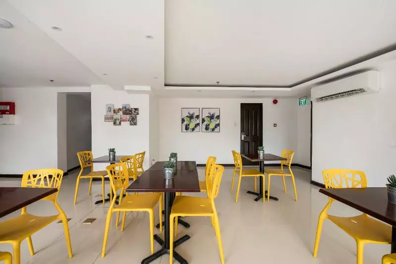 ホテル Super Capital O 232 Premium Nest Nano Suites Fort