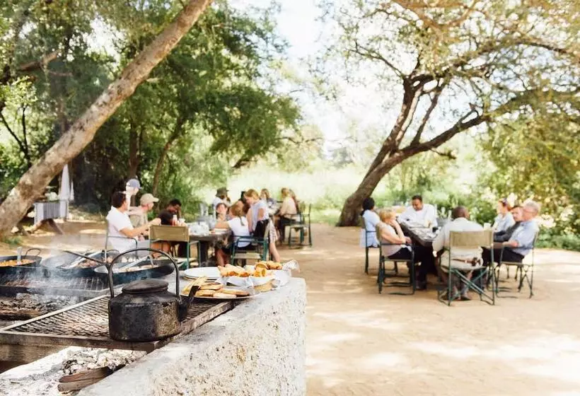 Hotelli Tanda Tula Safari Camp