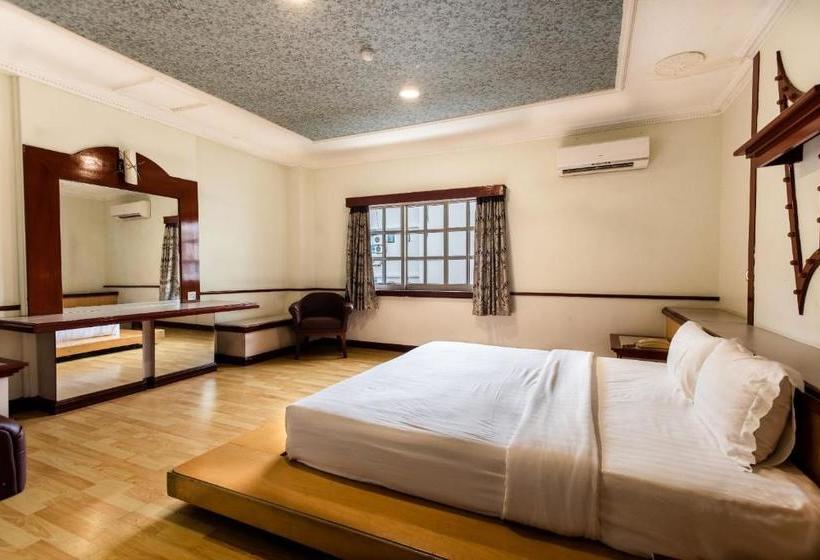 בית מלון כפרי The Dream