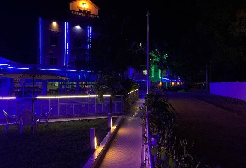 호텔 Woodpecker Resort