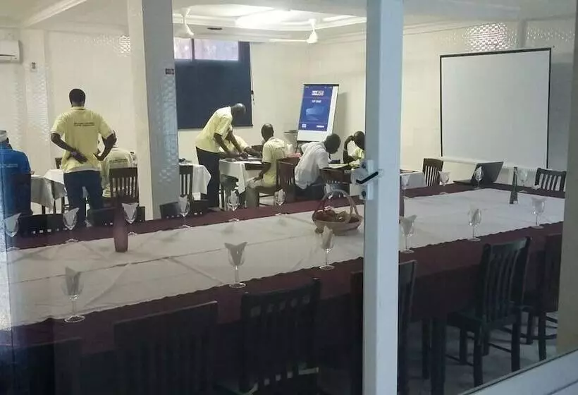 ホテル Woodpecker Resort