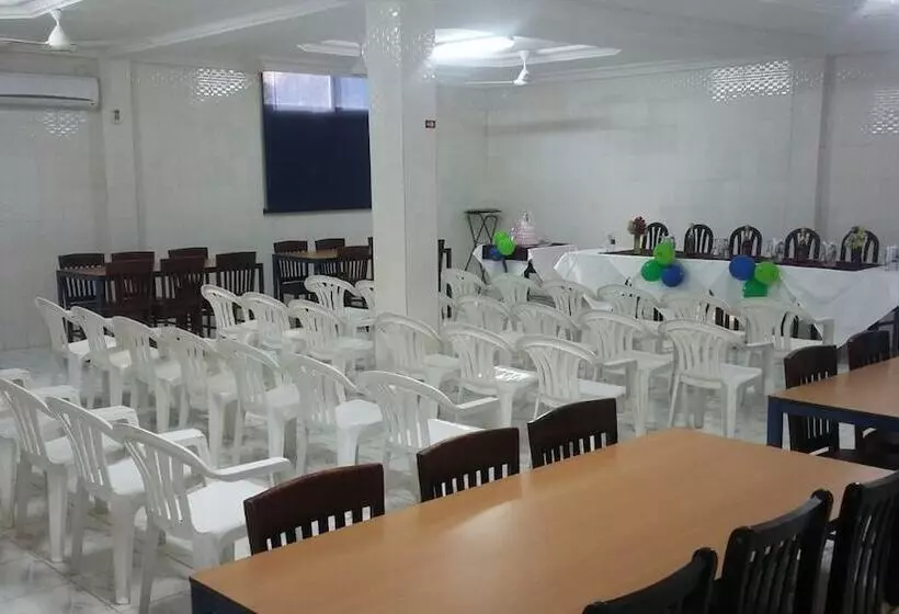 ホテル Woodpecker Resort