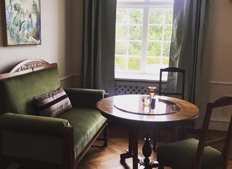 Lehnshøj Bed & Breakfast