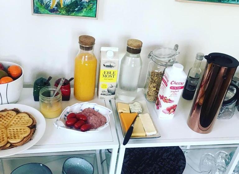 Lehnshøj Bed & Breakfast