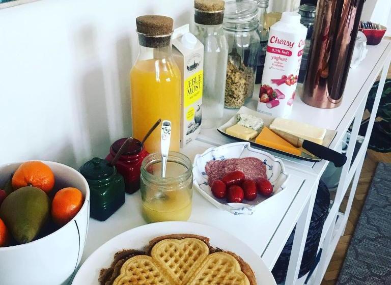 Lehnshøj Bed & Breakfast