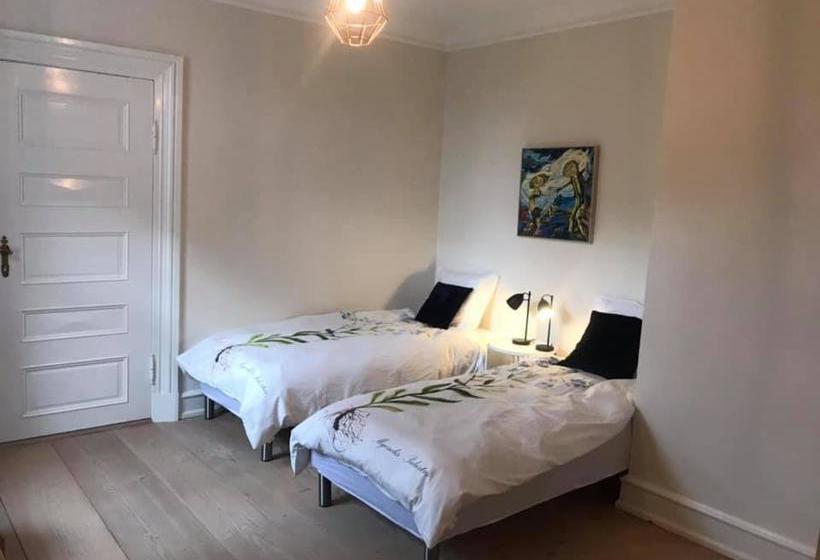 Lehnshøj Bed & Breakfast