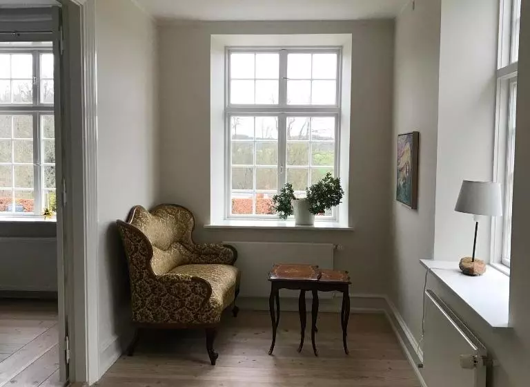 Lehnshøj Bed & Breakfast