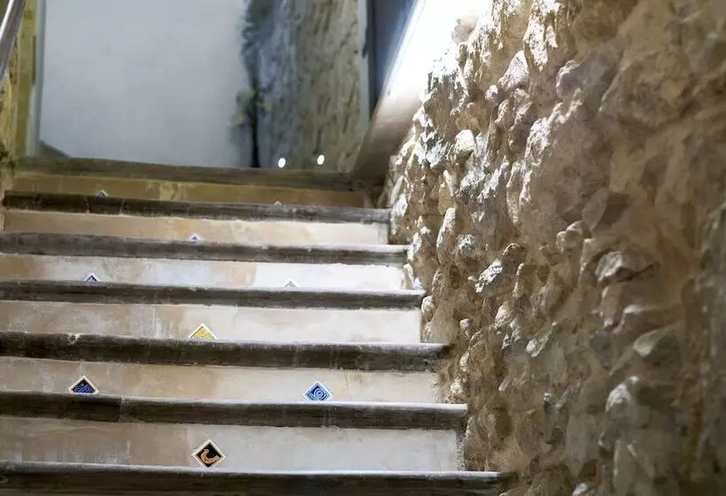 تختخواب و صبحانه Centosedici Rooms