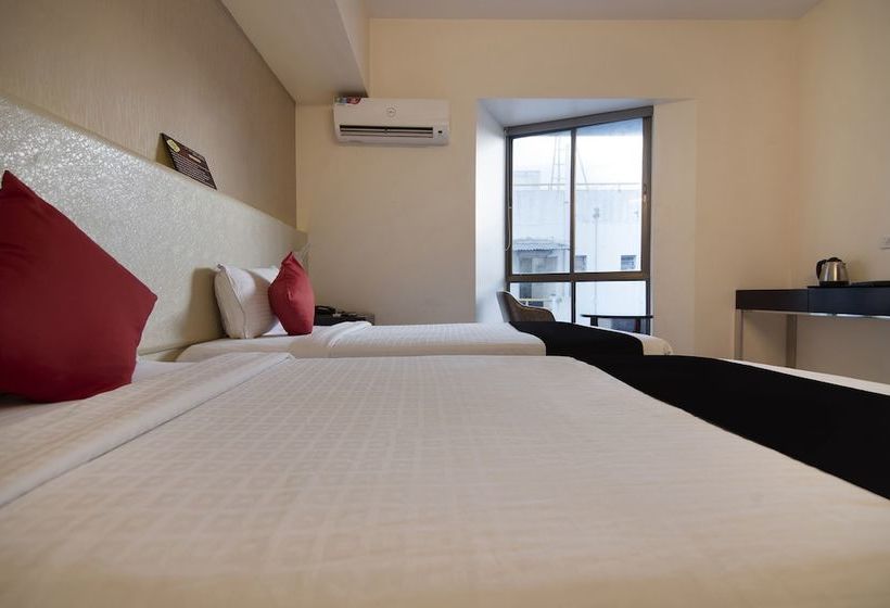 Hotell Capital O 37016  Patiala House