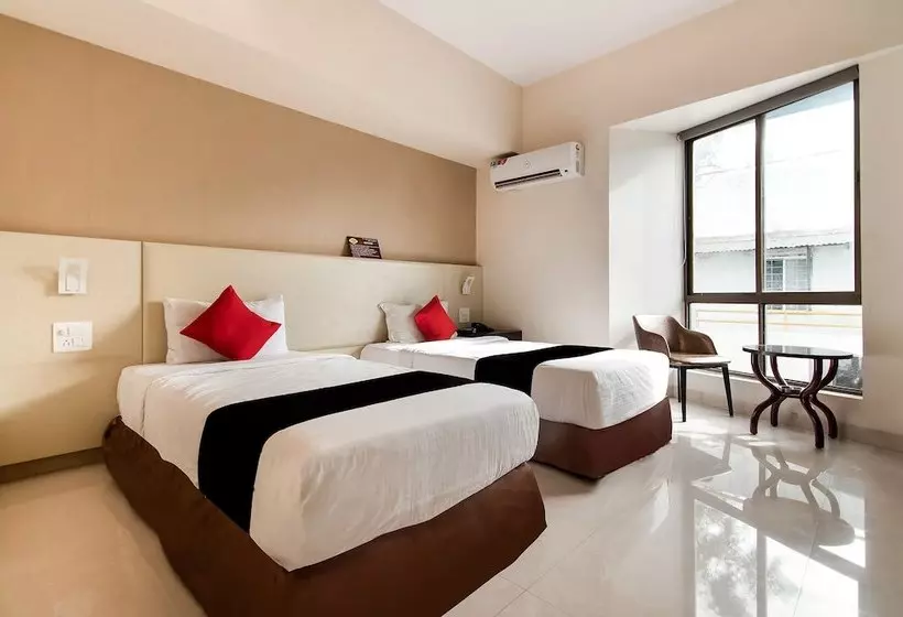 ホテル Capital O 37016  Patiala House