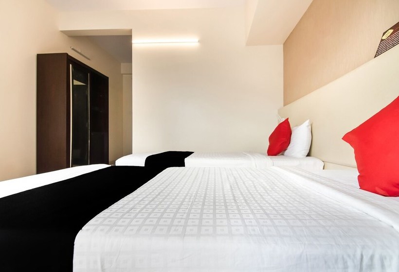 Hotell Capital O 37016  Patiala House