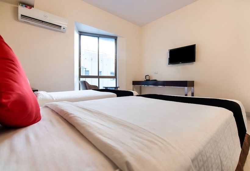 Hotell Capital O 37016  Patiala House