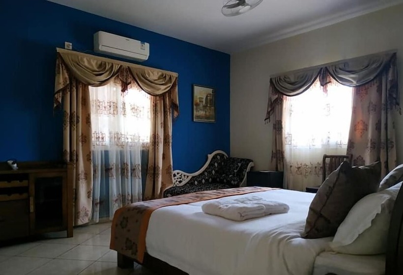 هتل Hôtel Golden House