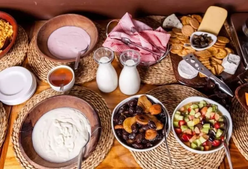 هتل Manong Game Lodge