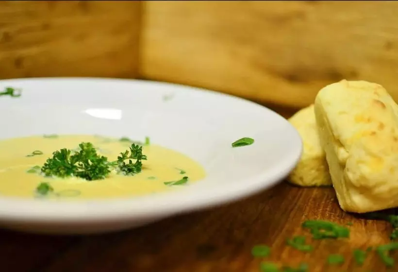 هتل Manong Game Lodge