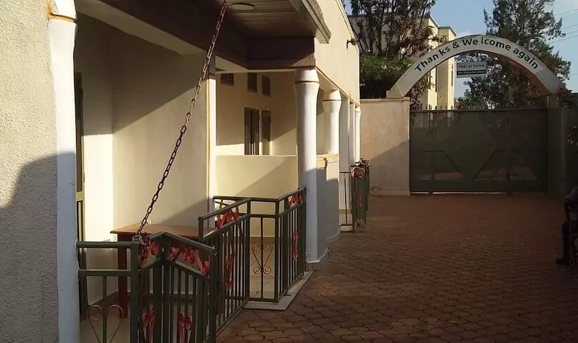 هتل Plata Guest House