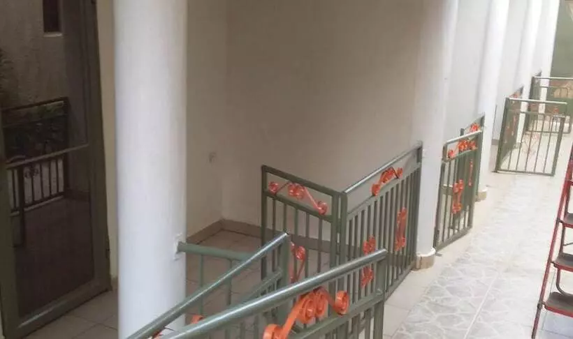 هتل Plata Guest House
