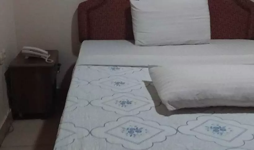 هتل Plata Guest House