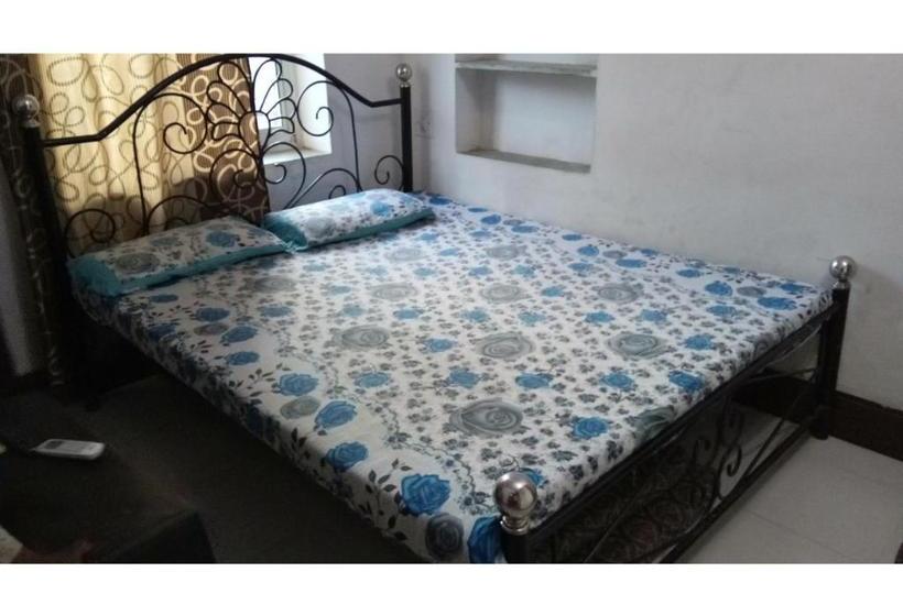 Отель Budget Rooms On Vip Road