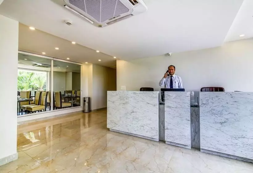 Hotelli Regent Laguna