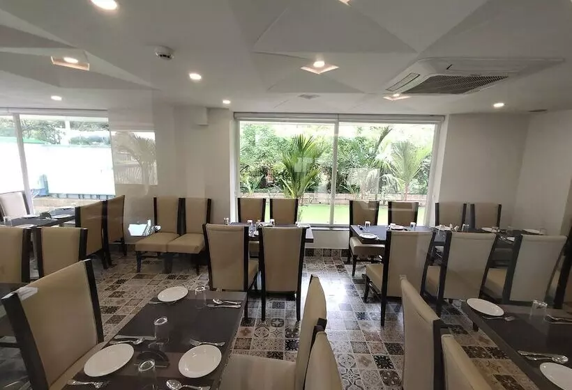 Hotelli Regent Laguna