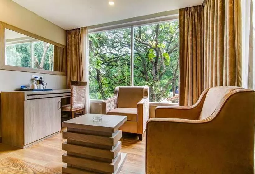 Hotelli Regent Laguna