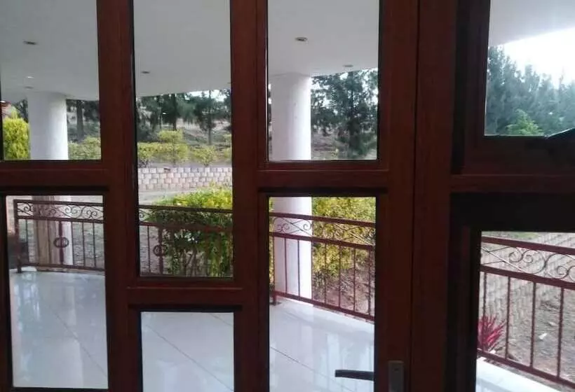 هتل Rest Camp Lodge