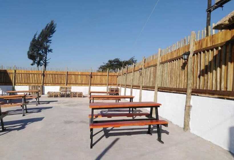 هتل Rest Camp Lodge