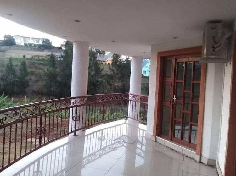 هتل Rest Camp Lodge